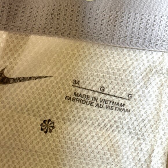 Nike Tour Mens 8" Chino Golf Shorts Sz 34 NWT Light Khaki FD5721-104 Standard - Picture 4 of 10